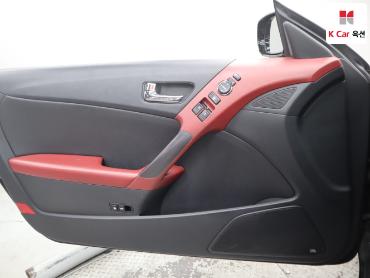 2011 - hyundai genesis coupe 380