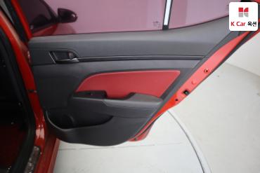 2017 - hyundai avante
