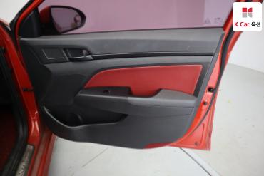 2017 - hyundai avante