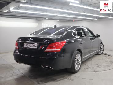 2014 - hyundai equus