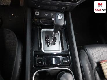 2019 - kg mobility (ssangyong) g4 rexton