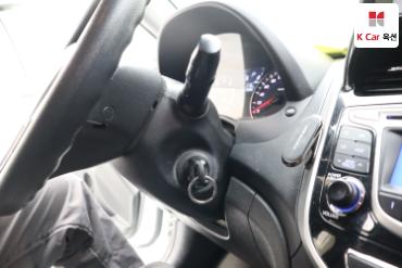 2013 - hyundai accent