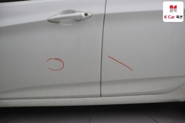 2013 - hyundai accent