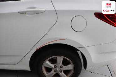 2013 - hyundai accent