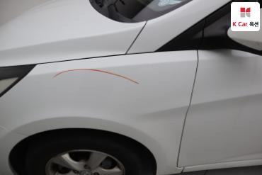 2013 - hyundai accent