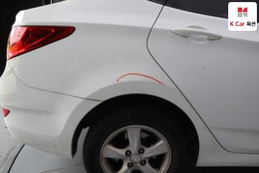 2013 - hyundai accent