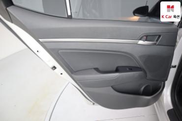 2019 - hyundai avante
