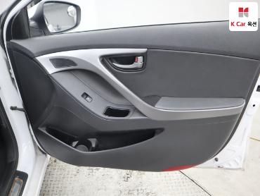 2016 - hyundai avante