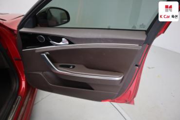2019 - kia stinger