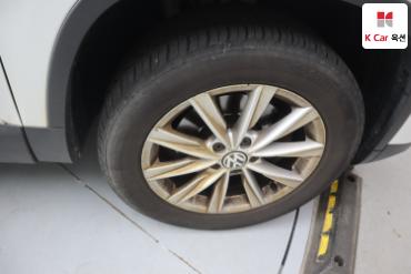 2016 - volkswagen tiguan