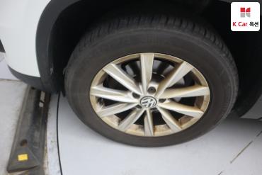 2016 - volkswagen tiguan