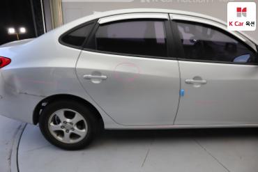 2010 - hyundai avante