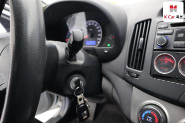 2010 - hyundai avante