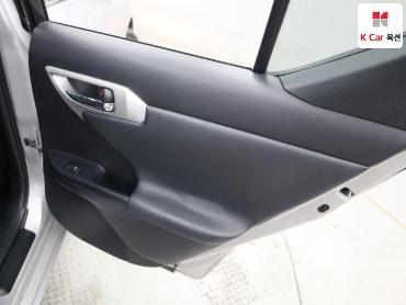 2012 - lexus ct200h