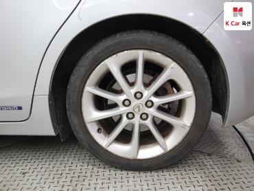 2012 - lexus ct200h