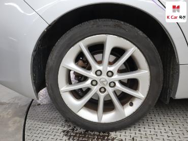 2012 - lexus ct200h