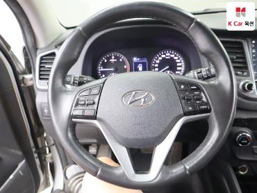 2017 - hyundai tucson