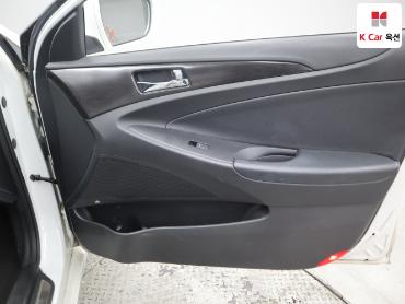 2013 - hyundai sonata