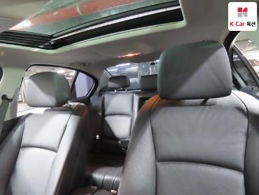 2011 - bmw 5 series