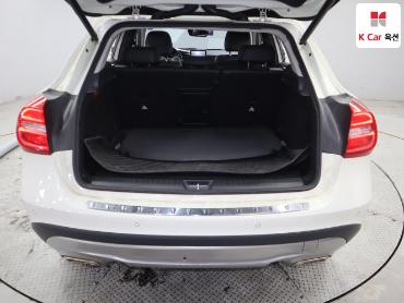 2015 - mercedes-benz gla200