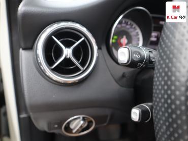 2015 - mercedes-benz gla200