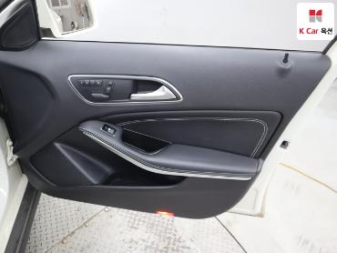 2015 - mercedes-benz gla200