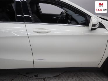 2015 - mercedes-benz gla200