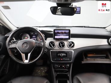 2015 - mercedes-benz gla200