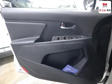 2014 - kia sportage