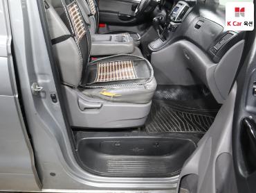 2016 - hyundai grand starex