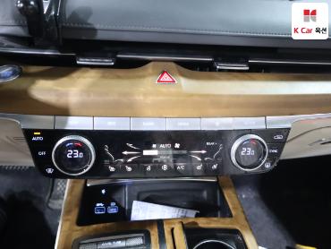 2021 - genesis g80