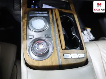 2021 - genesis g80