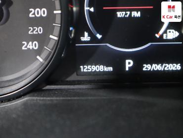 2017 - land rover discovery