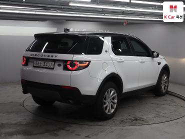 2017 - land rover discovery