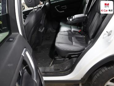 2017 - land rover discovery