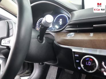 جينيسيس G80 2021 — صورة 17
