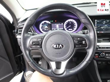 2020 - kia niro