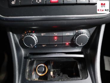 2015 - mercedes-benz a180