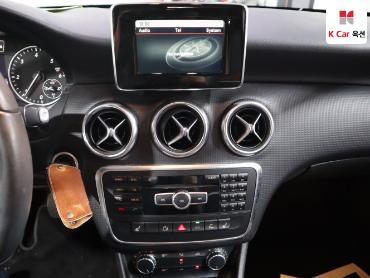 2015 - mercedes-benz a180