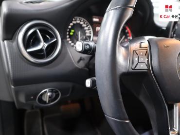 2015 - mercedes-benz a180