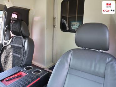 2017 - kia bongo iii