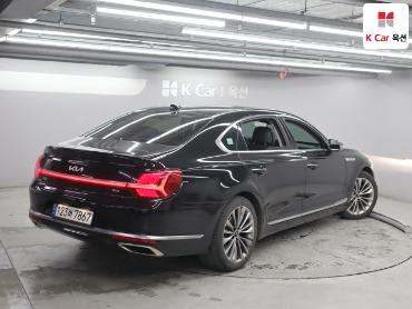 2022 - kia k9