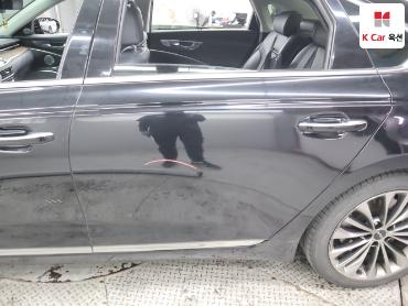 2022 - kia k9