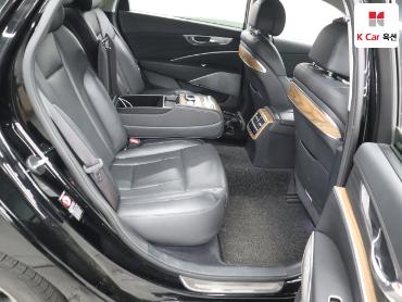 2022 - kia k9