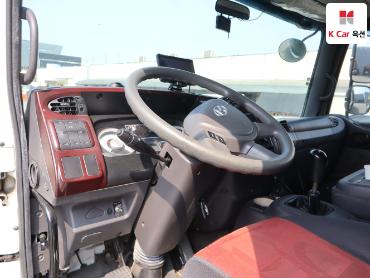 2012 - hyundai mega truck