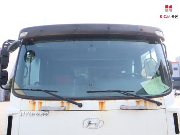 2012 - hyundai mega truck