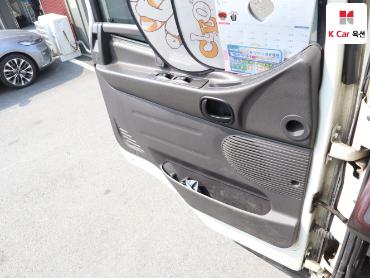 2012 - hyundai mega truck