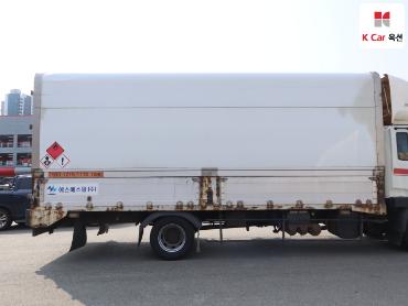 2012 - hyundai mega truck