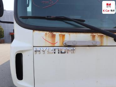 2012 - hyundai mega truck