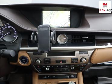 2018 - lexus es300h